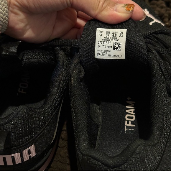 Puma Size 6.5 Black/Pink Shoes - Picture 5 of 6